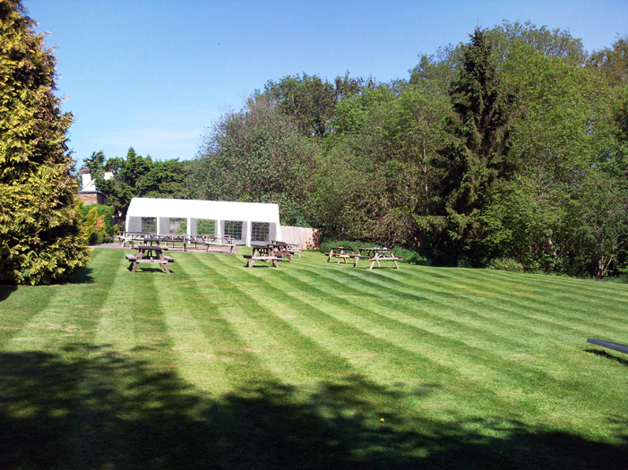 Grass Maintenance Pub